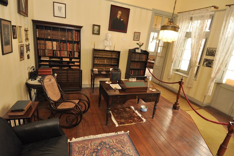 http://www.miraflores.gob.pe/Gestorw3b/files/img/5018-16129-casa-museo-ricardo-palma.jpg