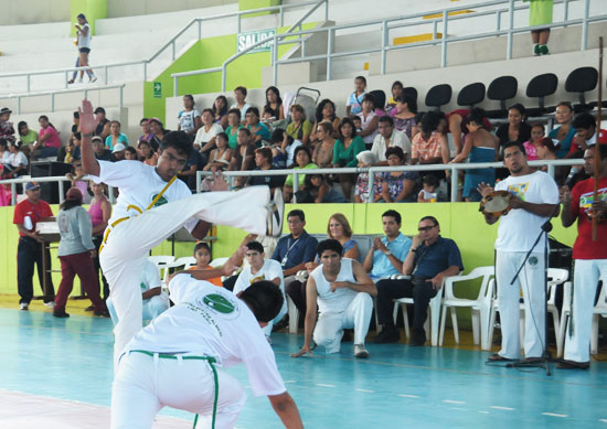 Los niños y jóvenes de 5 a 16 años podrán aprender los fundamentos básicos y tácticas de juego de 11 disciplinas deportivas, como Ajedrez, Karate, Box, Bádminton, Voleibol, Fútbol, Básquetbol, Atletismo, Aeróbicos, Musculación y Levantamiento de pesas. Los niños y jóvenes de 5 a 16 años podrán aprender los fundamentos básicos y tácticas de juego de 11 disciplinas deportivas, como Ajedrez, Karate, Box, Bádminton, Voleibol, Fútbol, Básquetbol, Atletismo, Aeróbicos, Musculación y Levantamiento de pesas.