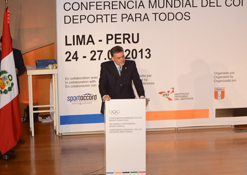 Presidente del Comité Olímpico Peruano, José Quiñones González Presidente del Comité Olímpico Peruano, José Quiñones González