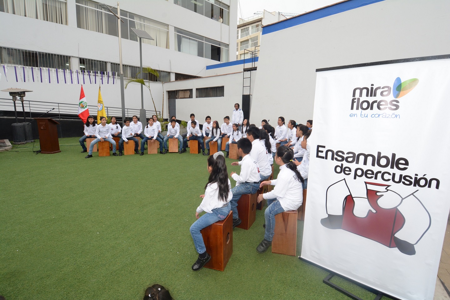 http://www.miraflores.gob.pe/Gestorw3b/files/img/8866-16888-ensamble-de-percusion_06.jpg