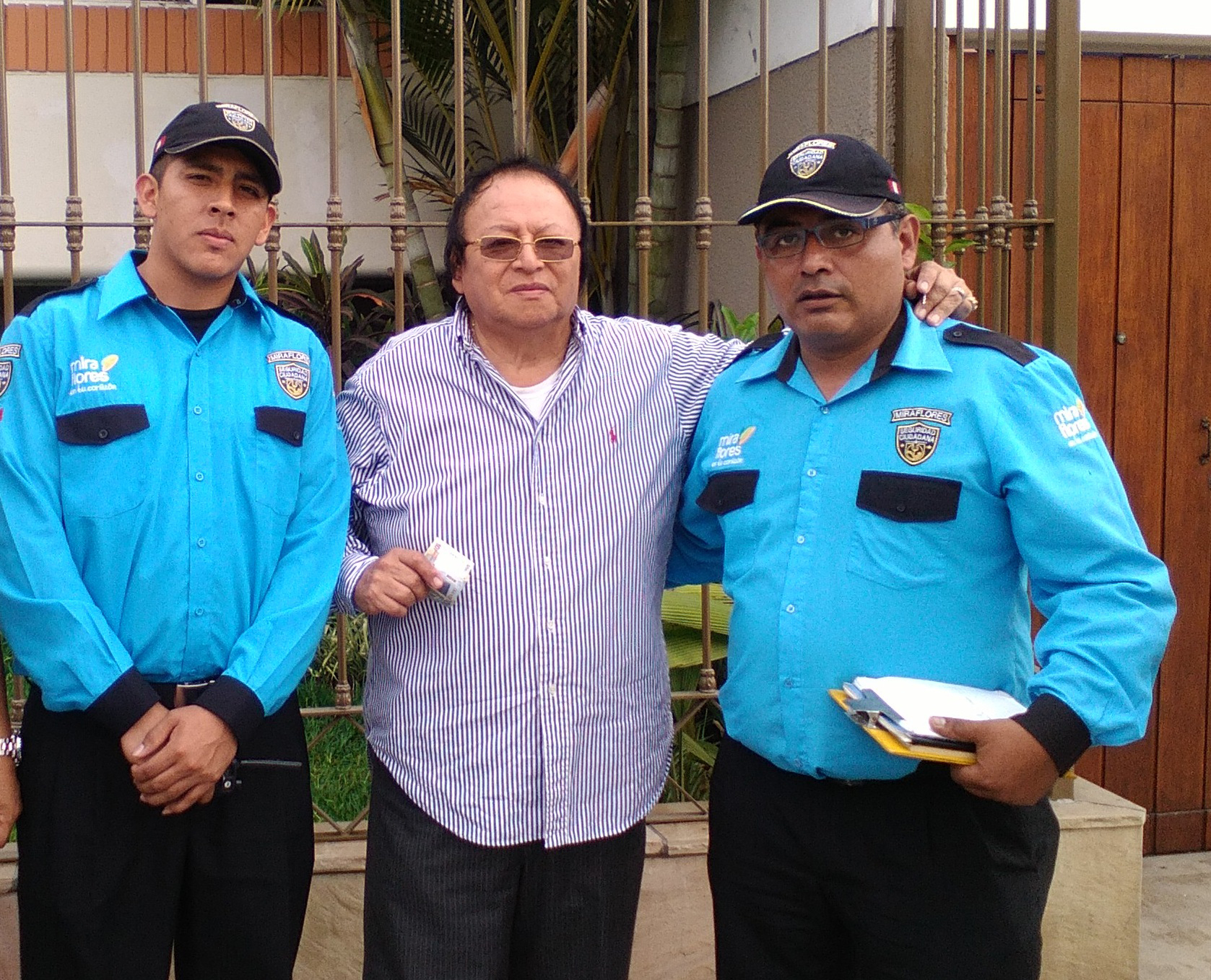 http://www.miraflores.gob.pe/Gestorw3b/files/img/9295-19547-sereno-1.jpg