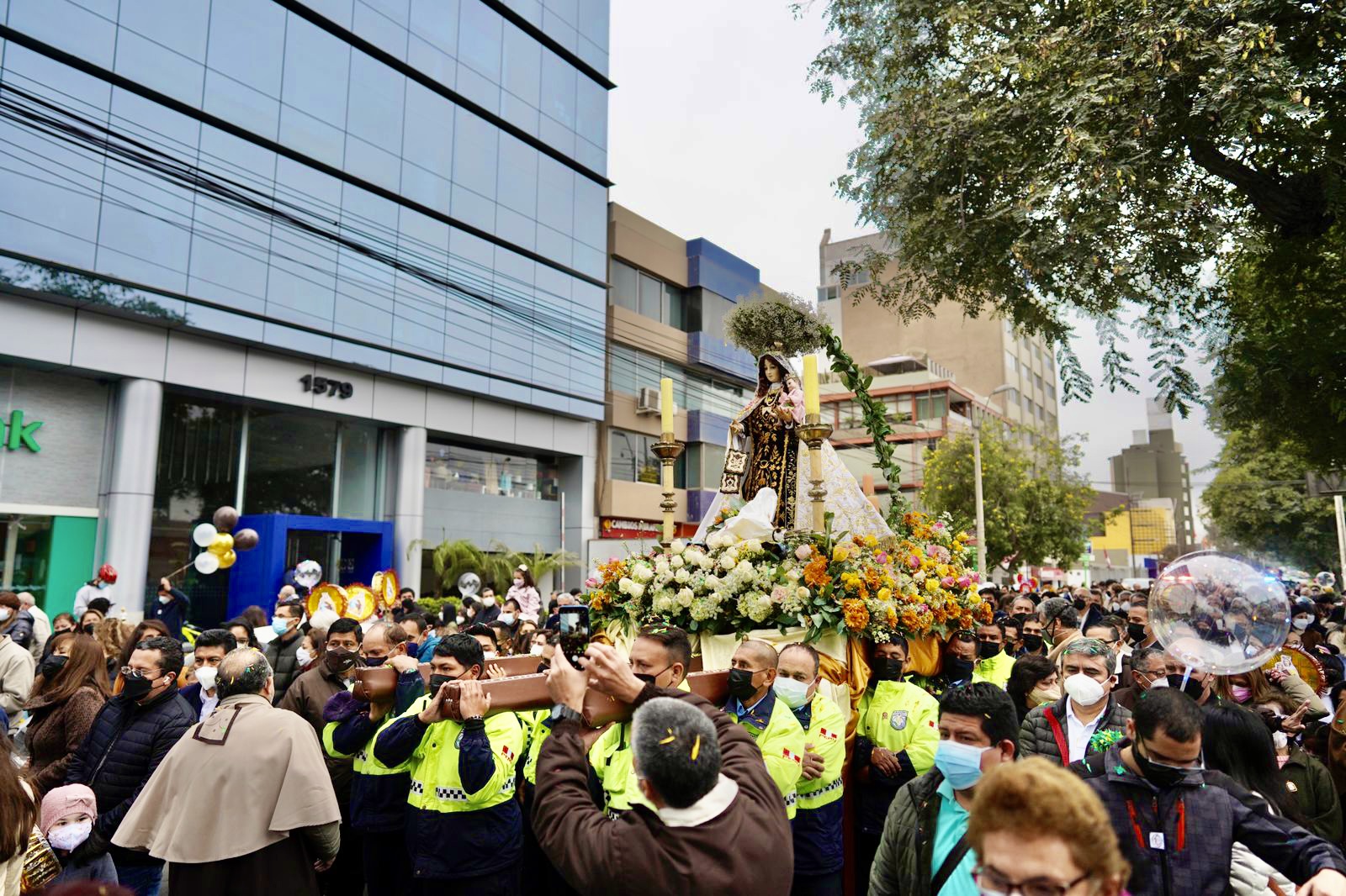 Después de dos años la imagen de la Virgen del Carmen salió en ...