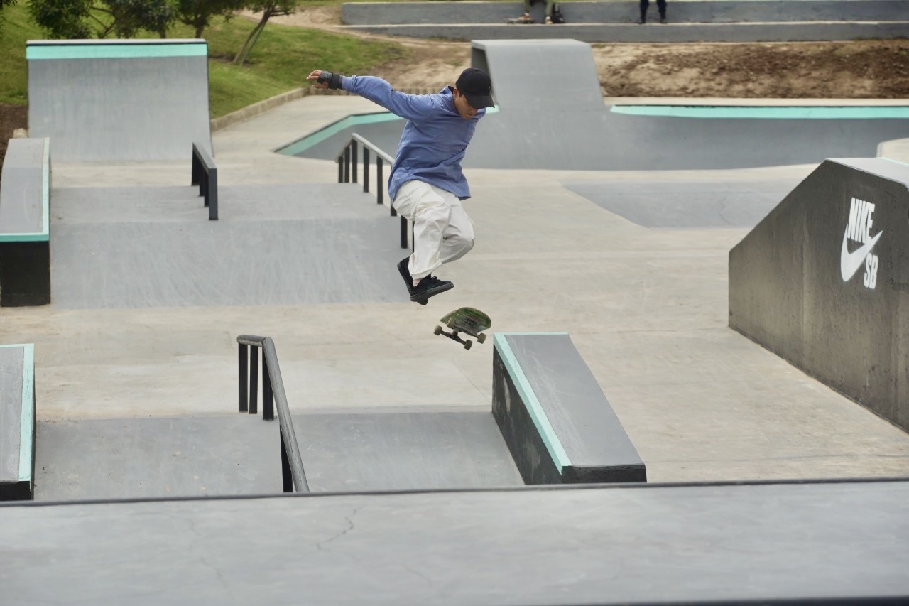 Miraflores reabre su renovado complejo Skate Park Municipalidad
